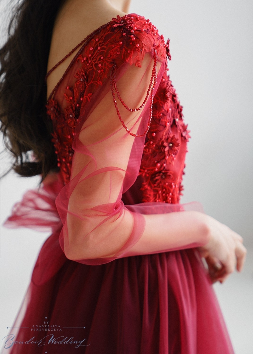 Фото Бордовое вечернее платье Athena с ручной вышивкой и кружевом